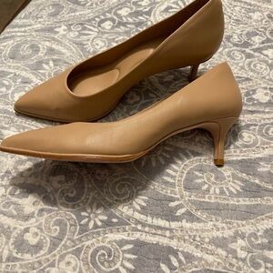 Elegant Tan Women's Pumps